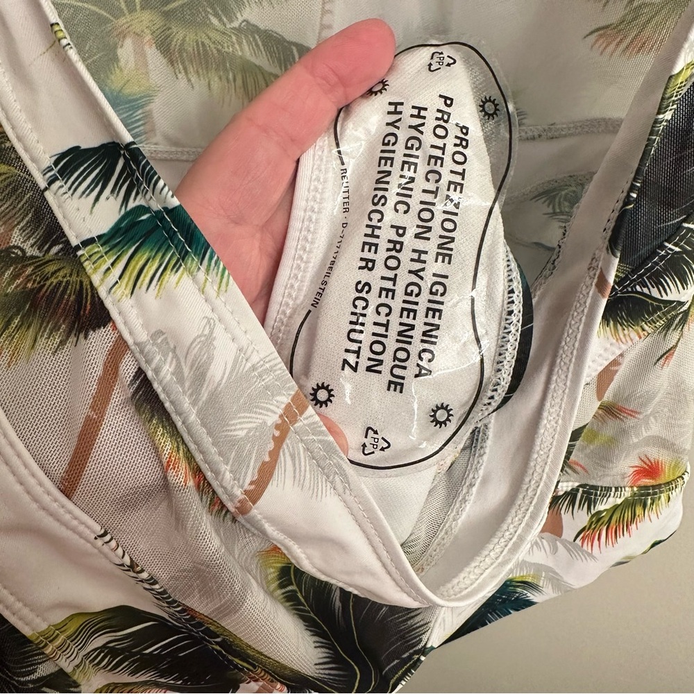 Riversong Backless One Piece Coconut Tropical Palm Tree Swimsuit White SZ XL - Picture 11 of 13